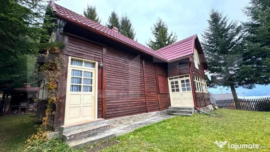Casă cu 4 camere cu Teren 500 Mp în Colibița