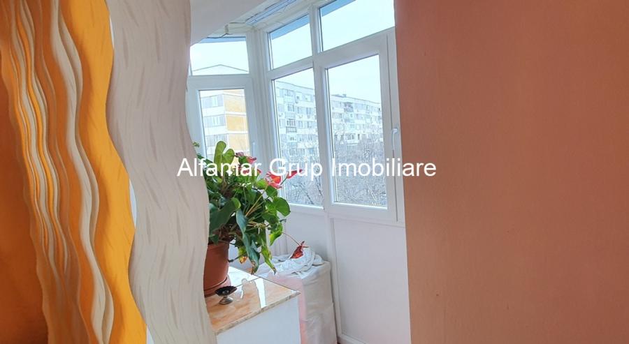 Apartament cu 4 camere în Berceni