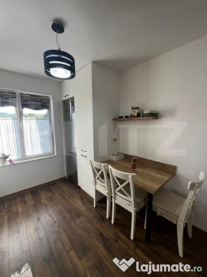 Casă cu 4 camere cu Teren 500 Mp în Central
