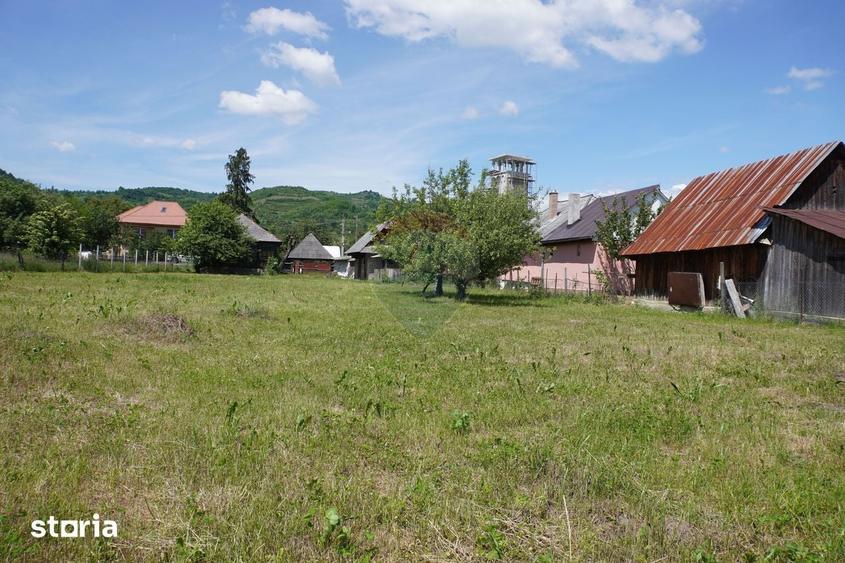 Casă cu 3 camere cu Teren 1922 Mp în Săliște