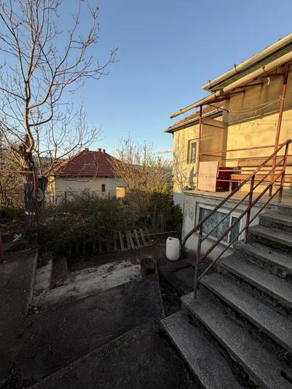 Casă individuală cu 3 camere cu Canalizare în Gruia
