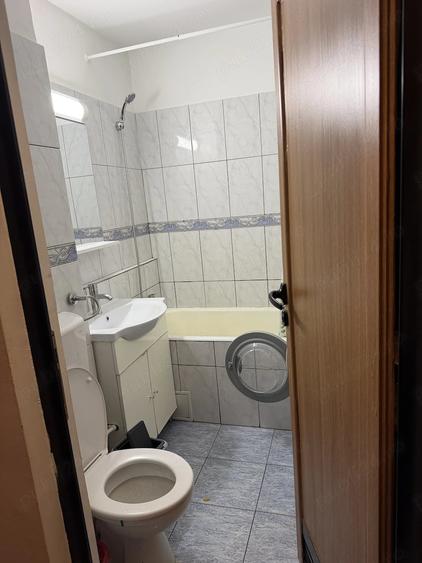 Garsonieră decomandată în Drumul Taberei