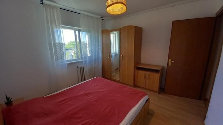 Apartament cu 2 camere decomandat, mobilat în Băneasa