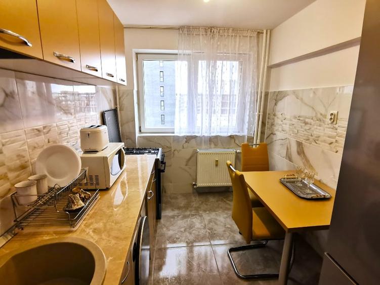 Apartament cu 2 camere semidecomandat, mobilat în Obor