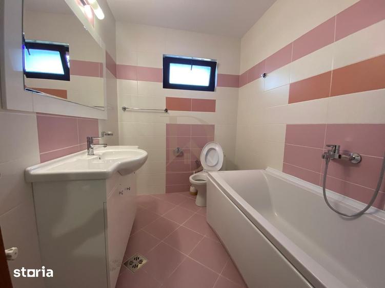 Apartament cu 3 camere în Bucium