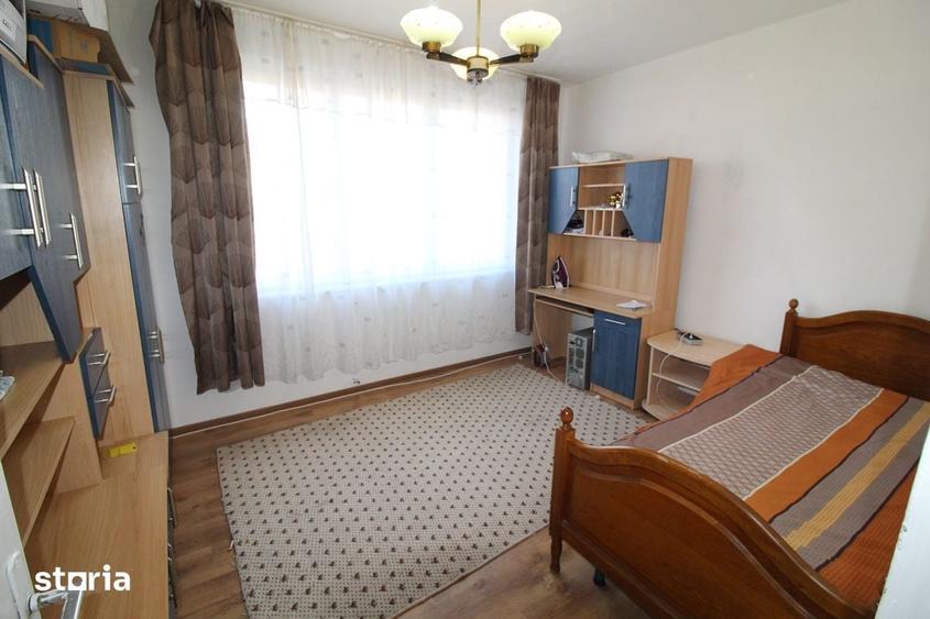 Vand apartament 2 camere, in Hunedoara zona Micro2-Omw, etaj 2... - 1
