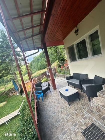 Casă cu 4 camere cu Teren 230 Mp în Râșca