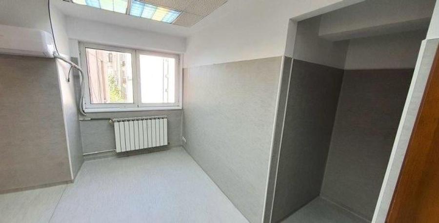 Spațiu comercial, de 525 mp, în P-ța Unirii