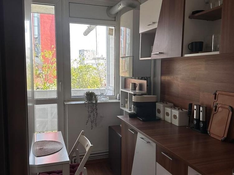 Apartament cu 2 camere semidecomandat în Ultracentral