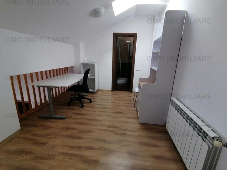 Apartament cu 4 camere decomandat, mobilat în Fundeni