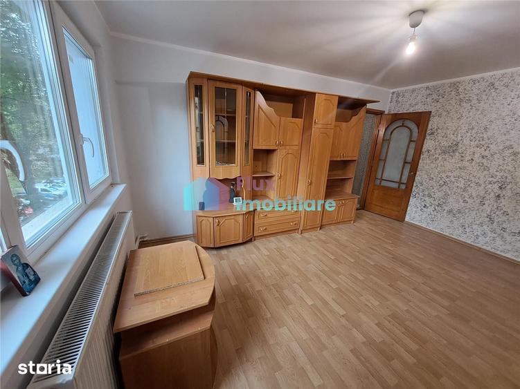 Apartament cu 3 camere semidecomandat în Burdujeni