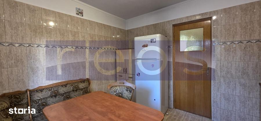 VANZARE 3 CAMERE DECAMANDAT VITAN - 7