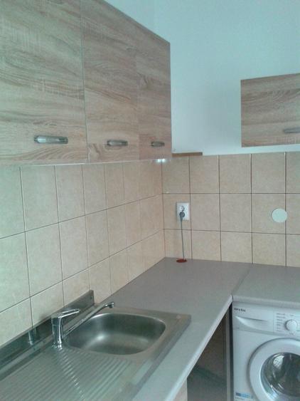 Garsonieră decomandată în Berceni