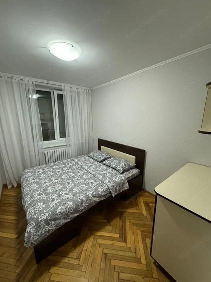 Garsonieră decomandată în Punctele Cardinale