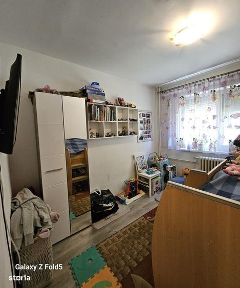 Apartament cu 3 camere decomandat în Nord