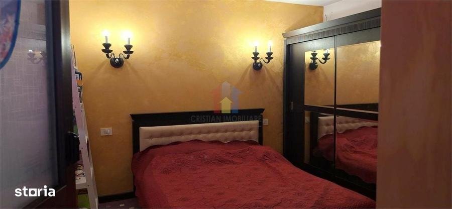 Casă cu 4 camere în Radu Negru