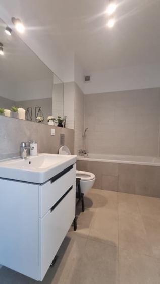 Apartament cu 2 camere decomandat în Băneasa