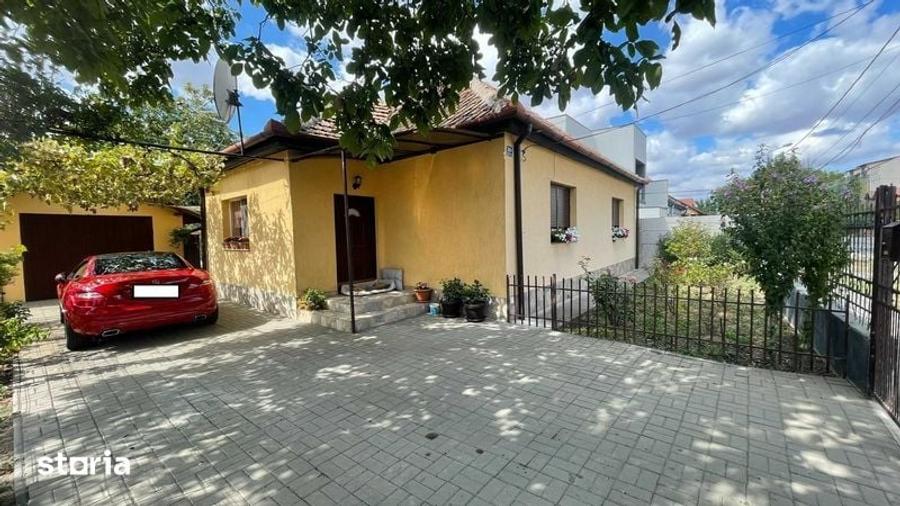 Casă cu 4 camere cu Teren 250 Mp în Ronaț