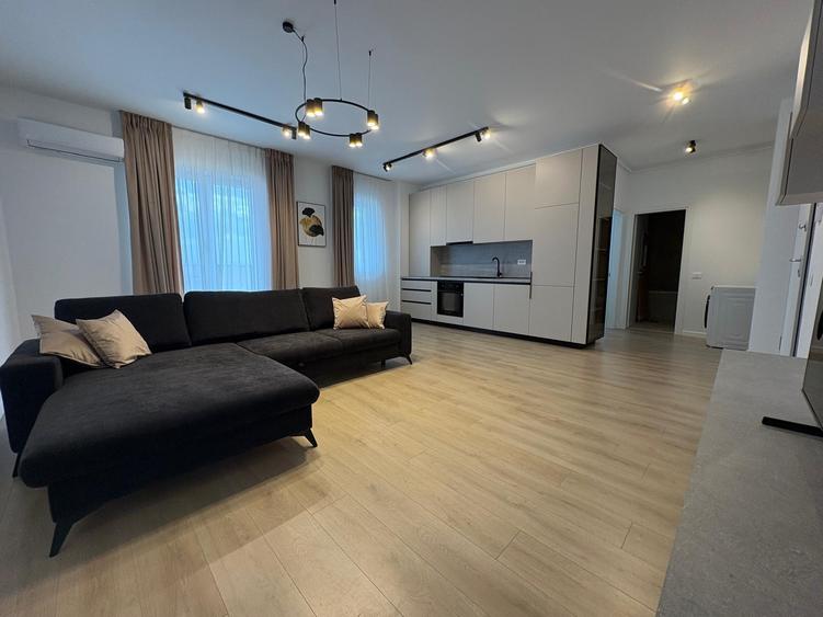 Apartament cu 2 camere semidecomandat în Torontalului