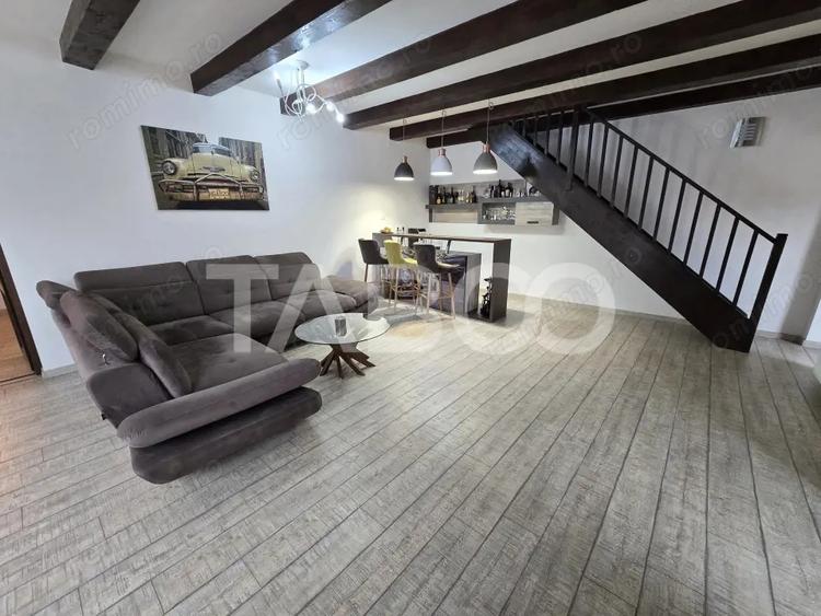 Apartament cu 4 camere decomandat, mobilat în Central