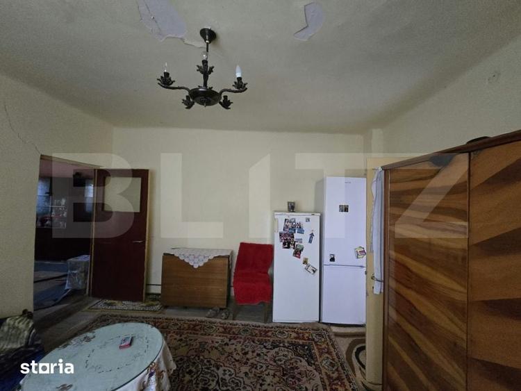 Casă cu 3 camere cu Teren 6800 Mp în Ulmi