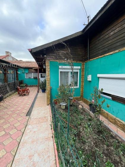 Casă cu 3 camere cu Teren 365 Mp în CET