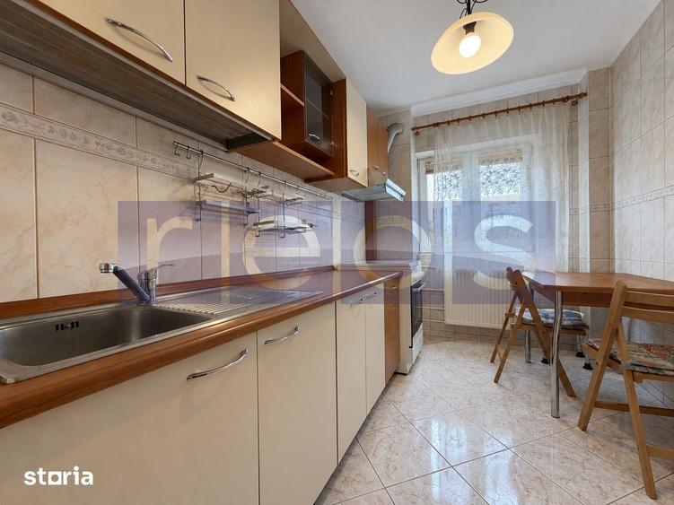 Apartament cu 2 camere decomandat în Tei