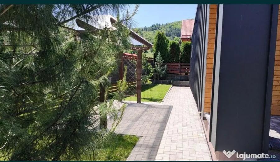 Casă cu 4 camere cu Teren 393 Mp în Gilău