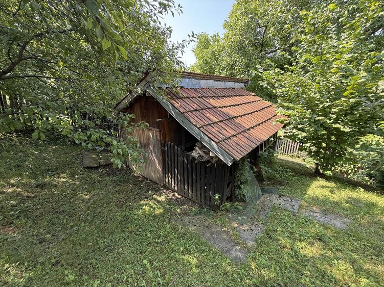 Casă parter+mansarda 80 mp+ teren intravilan 476 mp Sotrile Prahova ! - 23