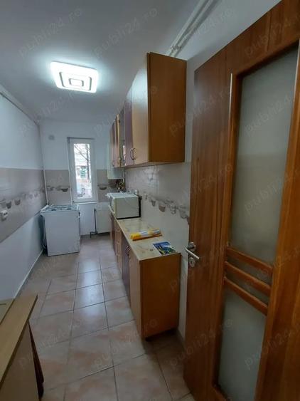 Birou, de 35 mp, în Crângași