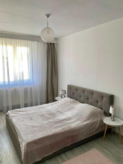 Apartament cu 2 camere decomandat în Ștrand