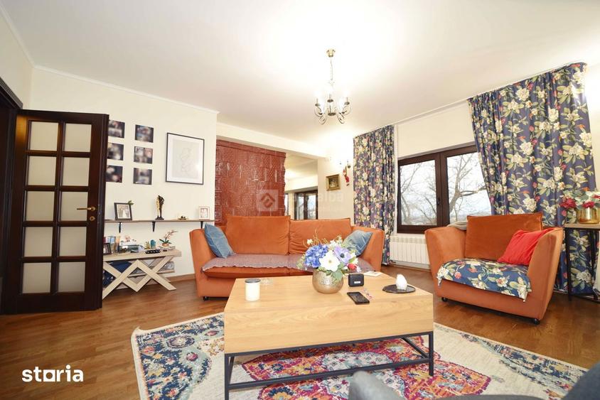 Casă cu 5 camere cu Teren 1400 Mp în Aroneanu