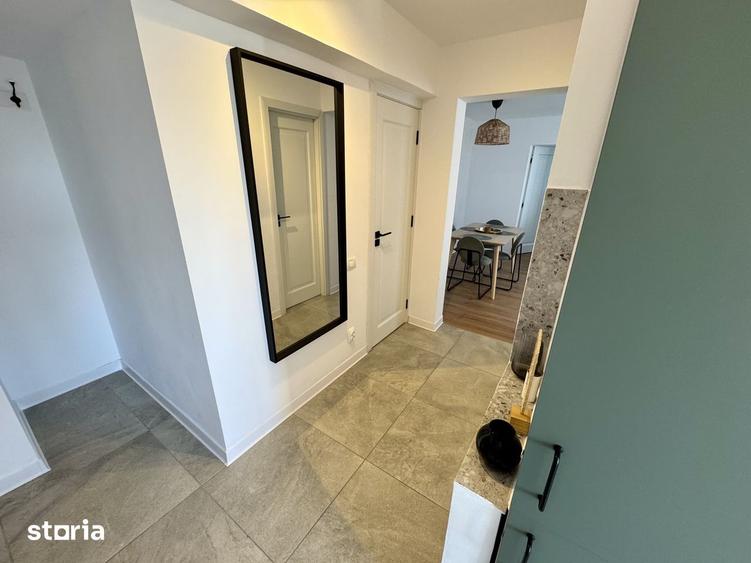 Apartament cu 2 camere semidecomandat, mobilat în Universitate