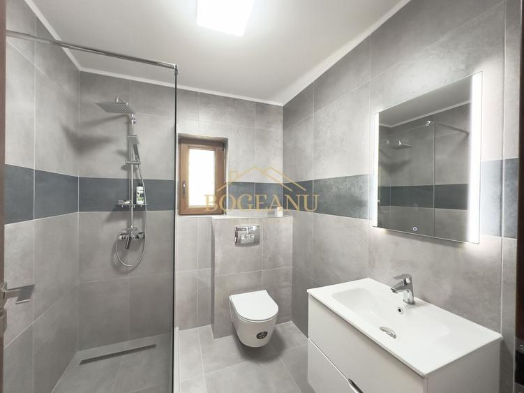 Casă individuală cu 6 camere cu Canalizare în Chișoda