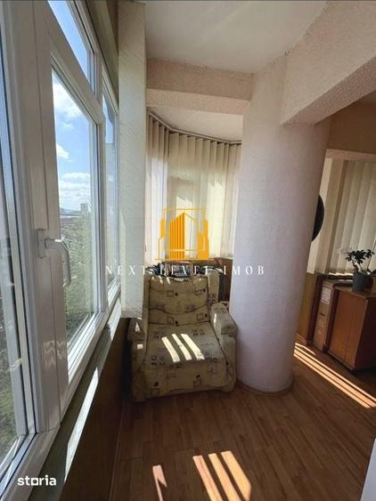 Apartament cu 3 camere decomandat în Găvana