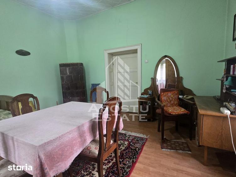 Casă cu 3 camere decomandat cu Teren 1090 Mp în Gurahonț