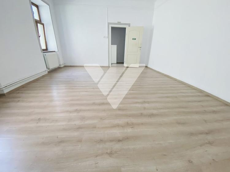 Spatiu comercial de închiriat 75 mp zona Centrala Sibiu - 5