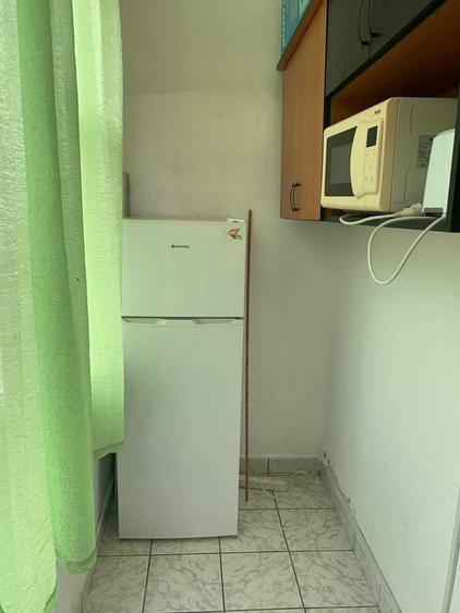 Garsonieră decomandată în Rogerius
