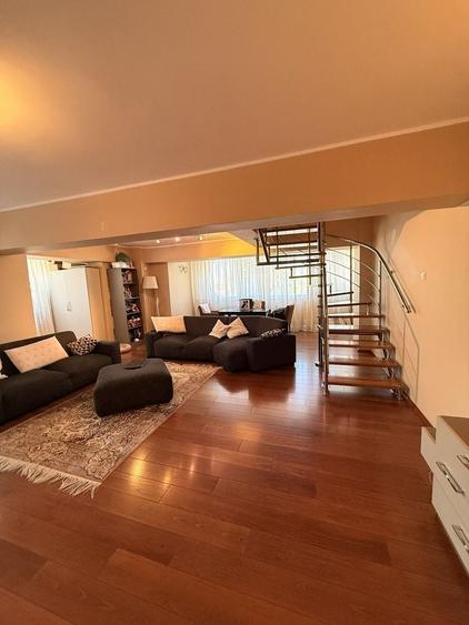 Apartament cu 4 camere, mobilat în Gării