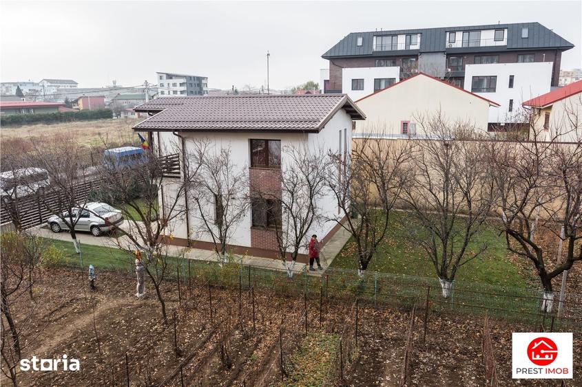 Teren de 2457 mp, în Militari