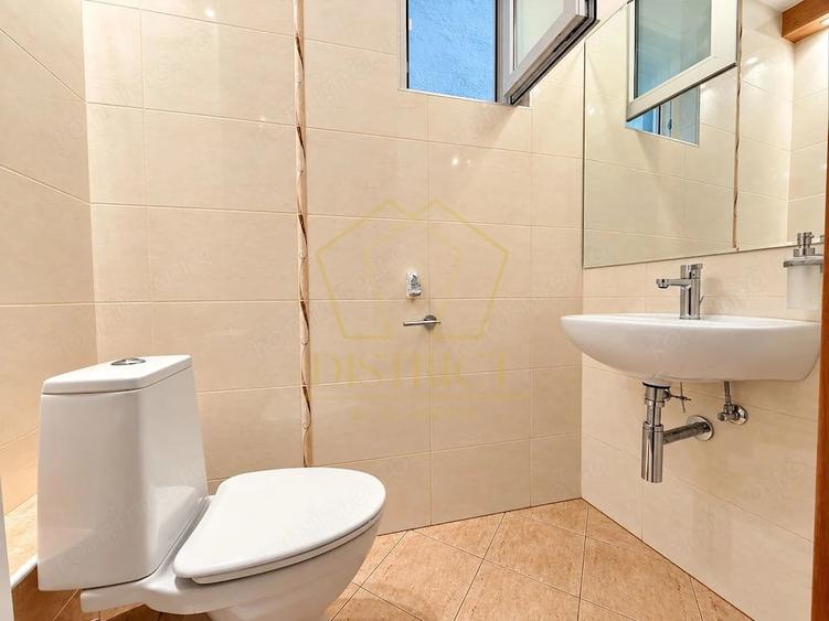 Casă cu 3 camere cu Teren 100 Mp în Lipovei