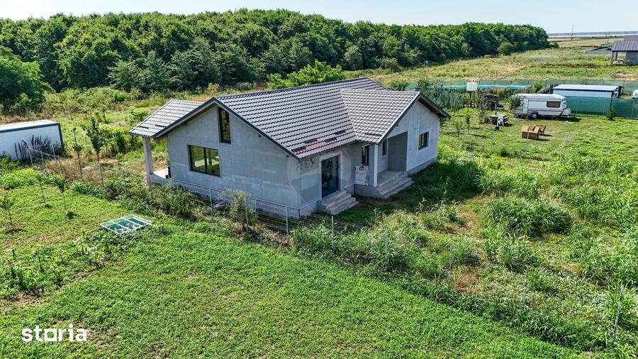 Casă cu 4 camere cu Teren 1007 Mp în Alexandru I. Cuza