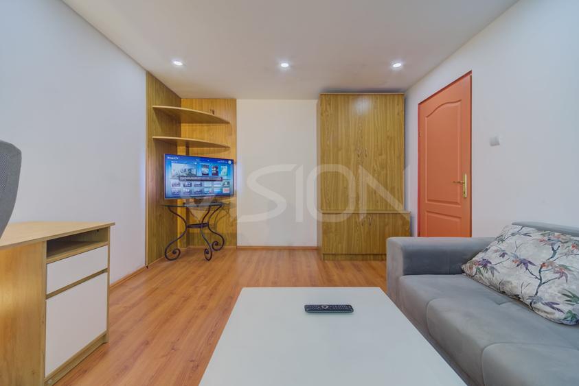 Apartament cu 3 camere decomandat în Zorilor