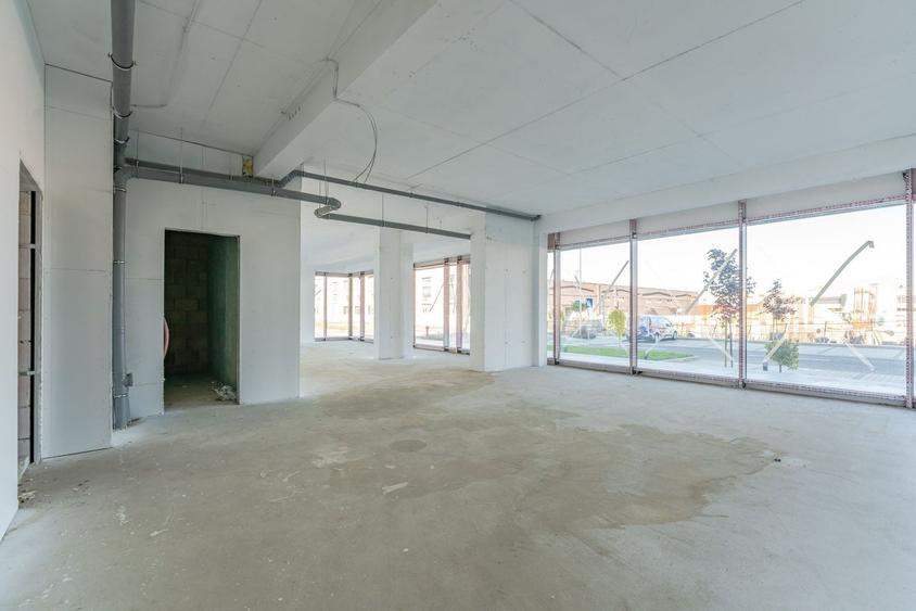 Spațiu comercial, de 159 mp, în Bartolomeu