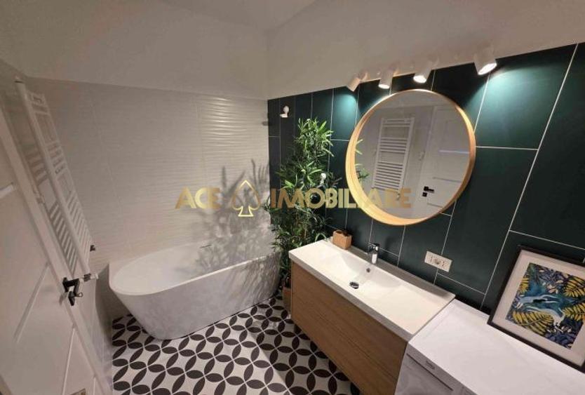 Apartament cu 2 camere semidecomandat, mobilat în Titan