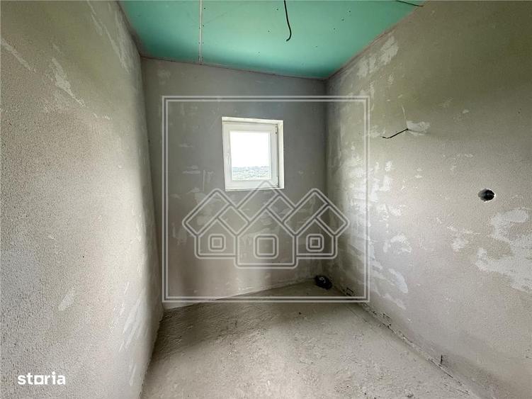 Casa tip duplex in Mohu, 4 camere, 145 mp utili, teren 195 mp - 4