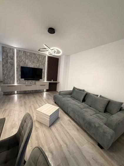 Apartament cu 2 camere decomandat în Aradului