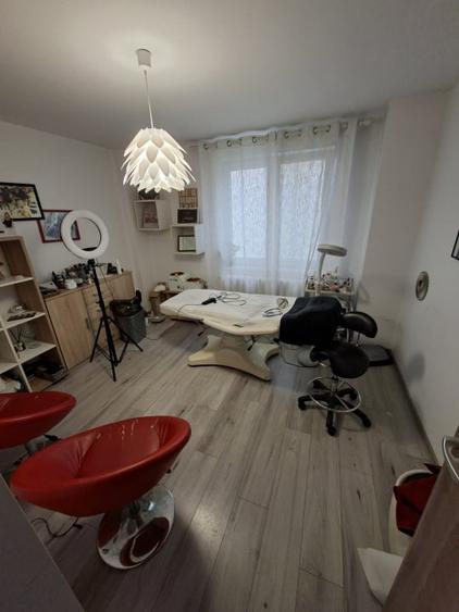 Spațiu comercial, de 80 mp, în Calea Moldovei