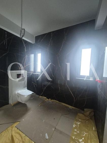 Apartament cu 3 camere semidecomandat în Giroc