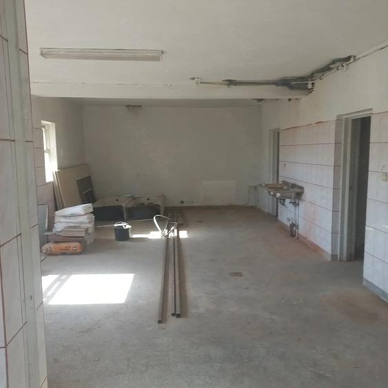 Casă cu Teren 400 Mp în Central